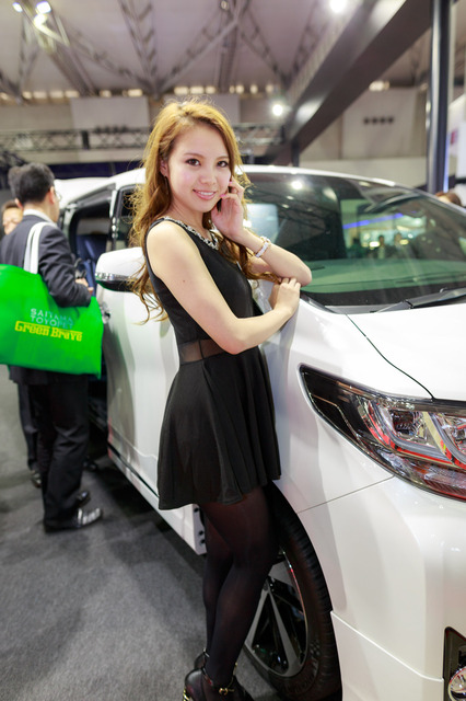 5D3_2464_CameraRAW_2048.jpg
