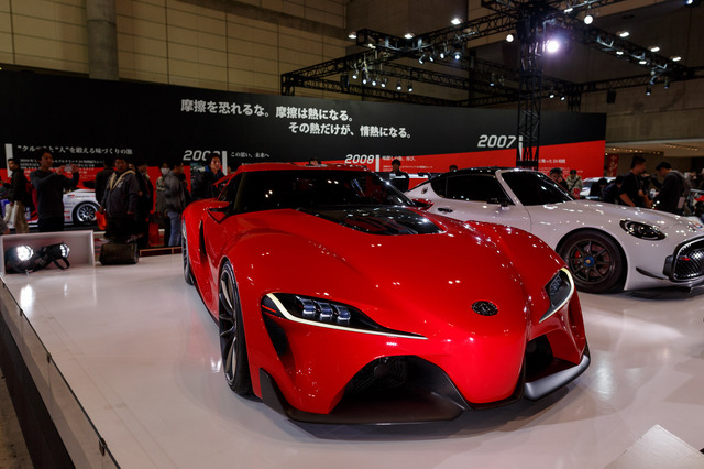 5D3_2550_CameraRAW_2048.jpg