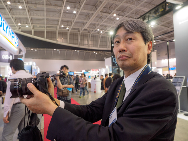 M2288657_CameraRAW_2048.jpg
