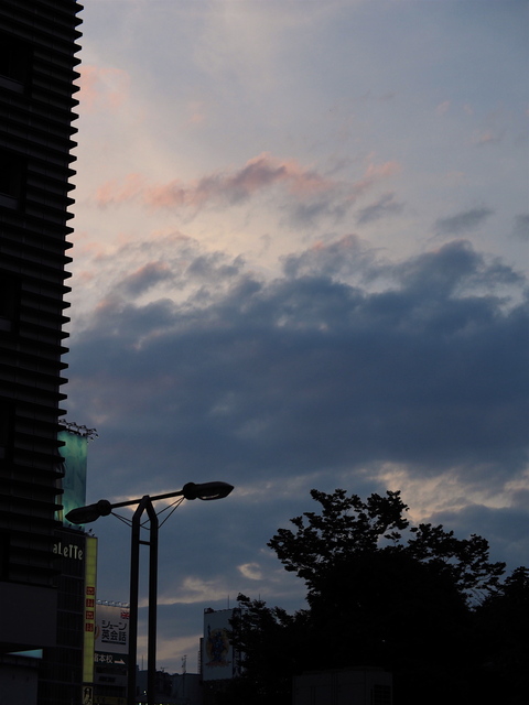 M9041003_2048x1536_2.jpg