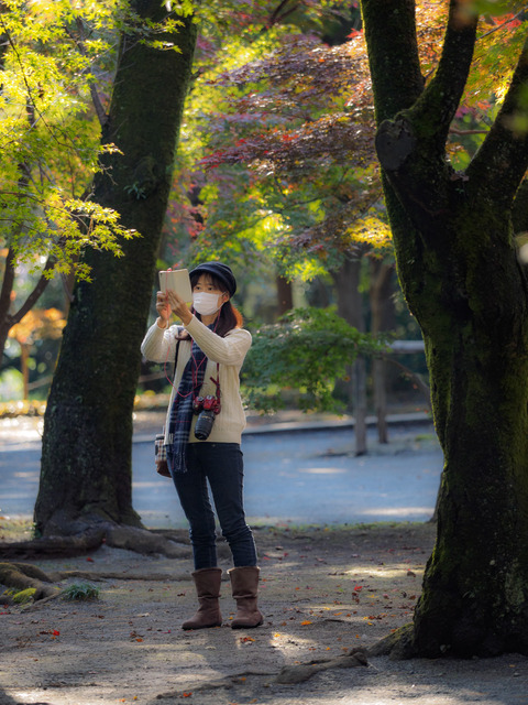 MB190158_CameraRAW_2048.jpg