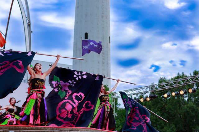 5D3_2404_CameraRAW_2048.jpg