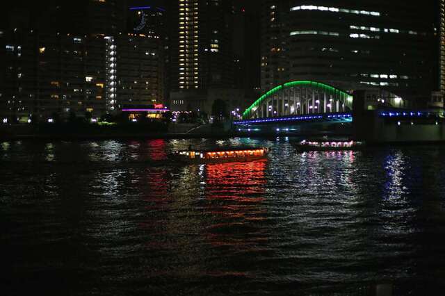 5D3_8626_2048x1365_2.jpg
