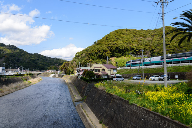 DSC_0649_CameraRAW_2048.jpg