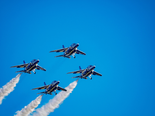 MB030675_CameraRAW_2048_2.jpg